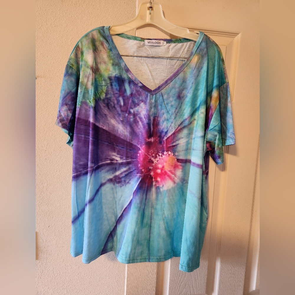BRAND NEW 3XL Tye Dye V-neck TOP